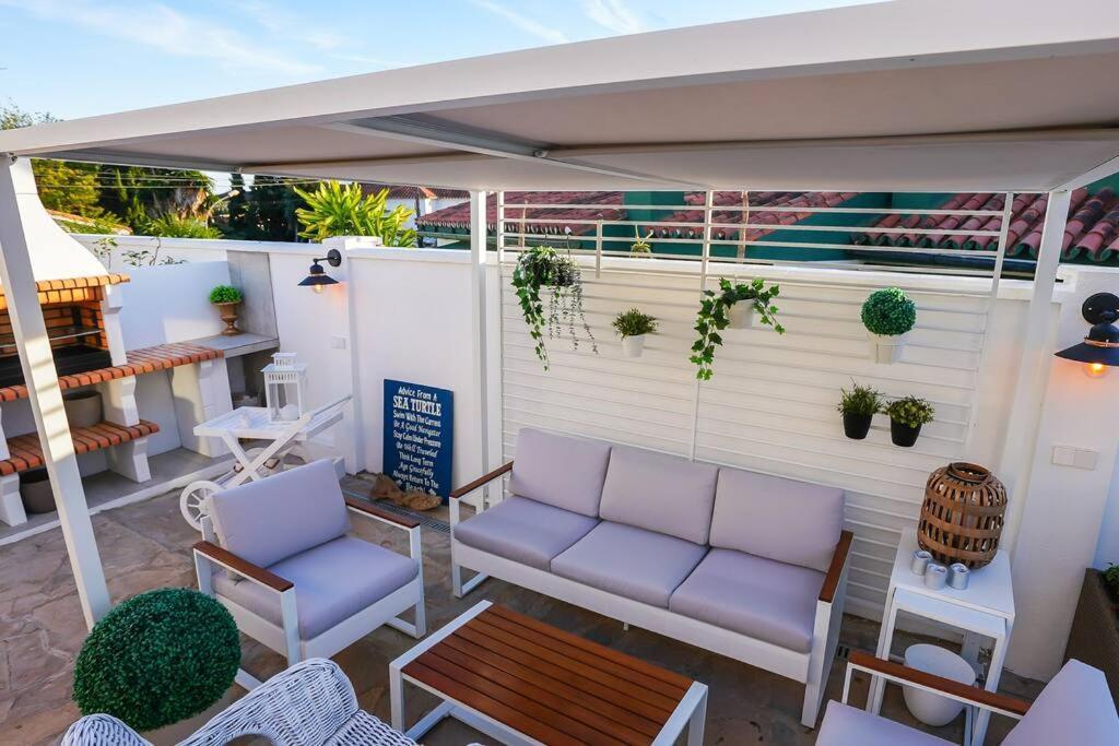 Villa Casacara Marbella Beachside Costabella -Spain المظهر الخارجي الصورة