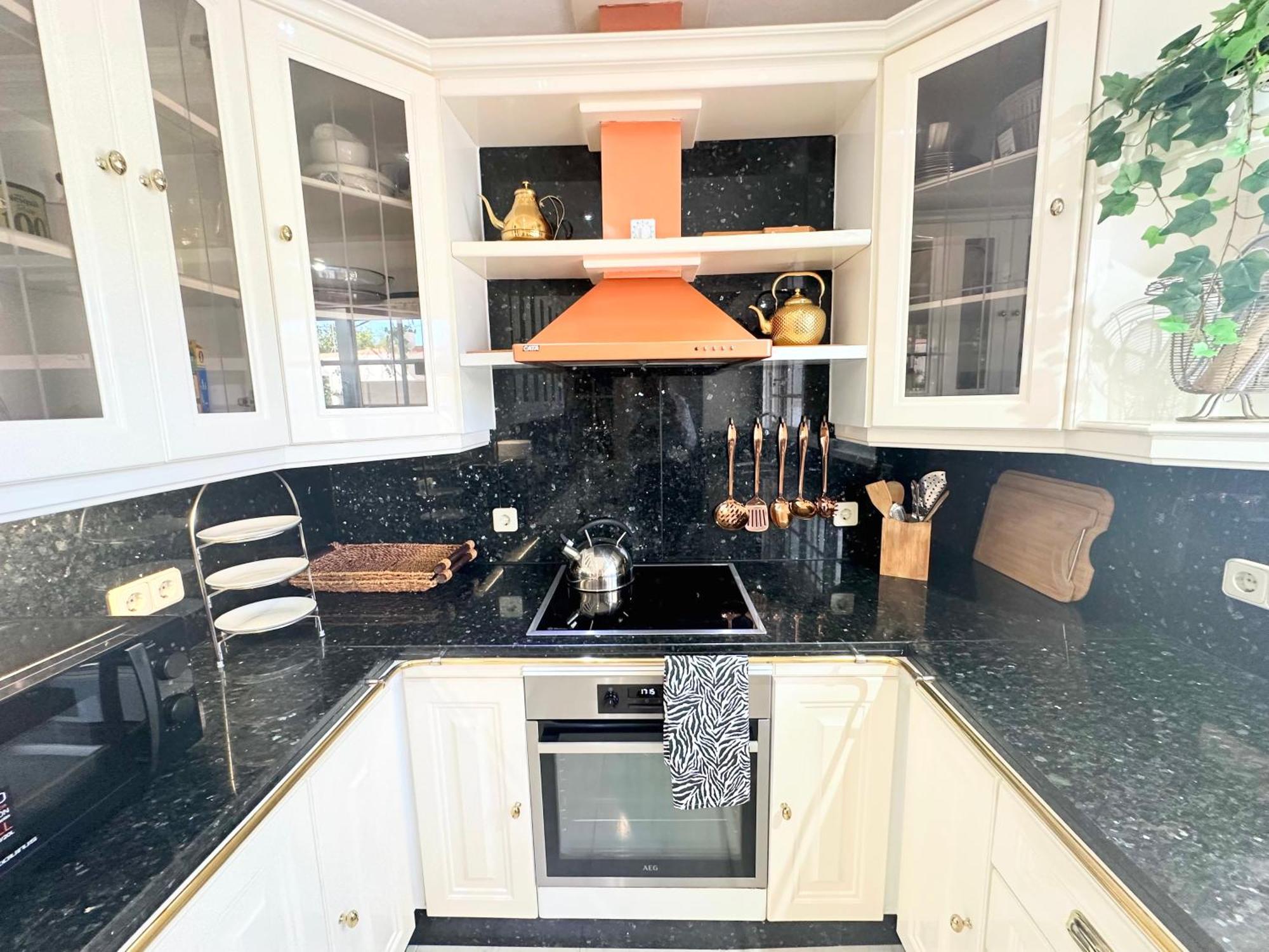 Villa Casacara Marbella Beachside Costabella -Spain المظهر الخارجي الصورة