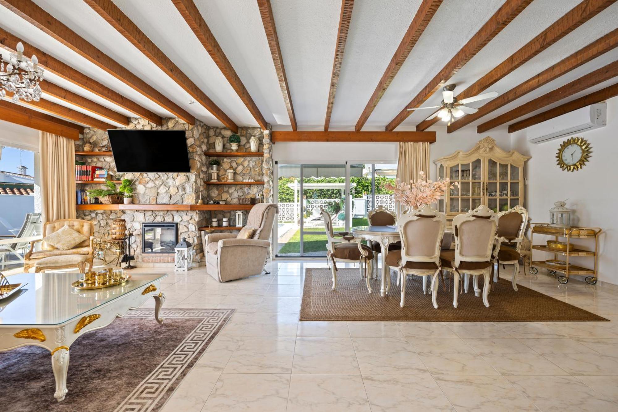 Villa Casacara Marbella Beachside Costabella -Spain المظهر الخارجي الصورة