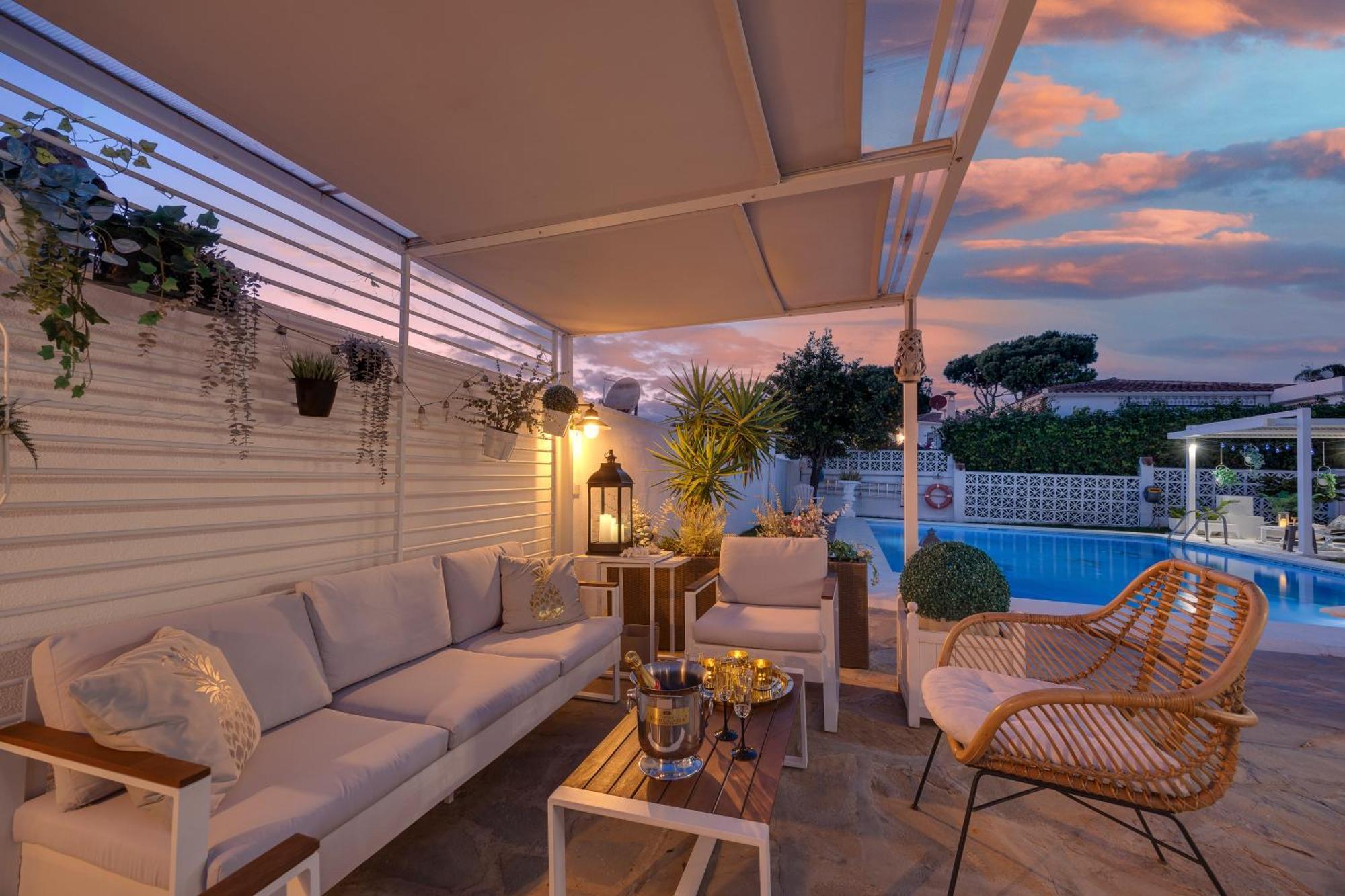 Villa Casacara Marbella Beachside Costabella -Spain المظهر الخارجي الصورة