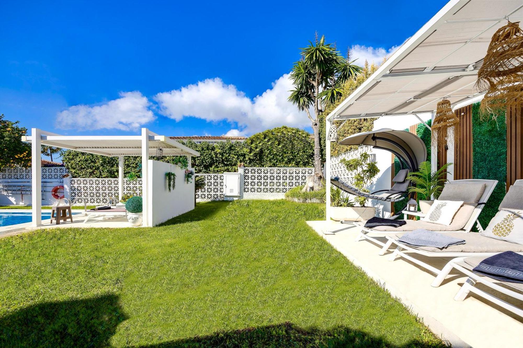 Villa Casacara Marbella Beachside Costabella -Spain المظهر الخارجي الصورة